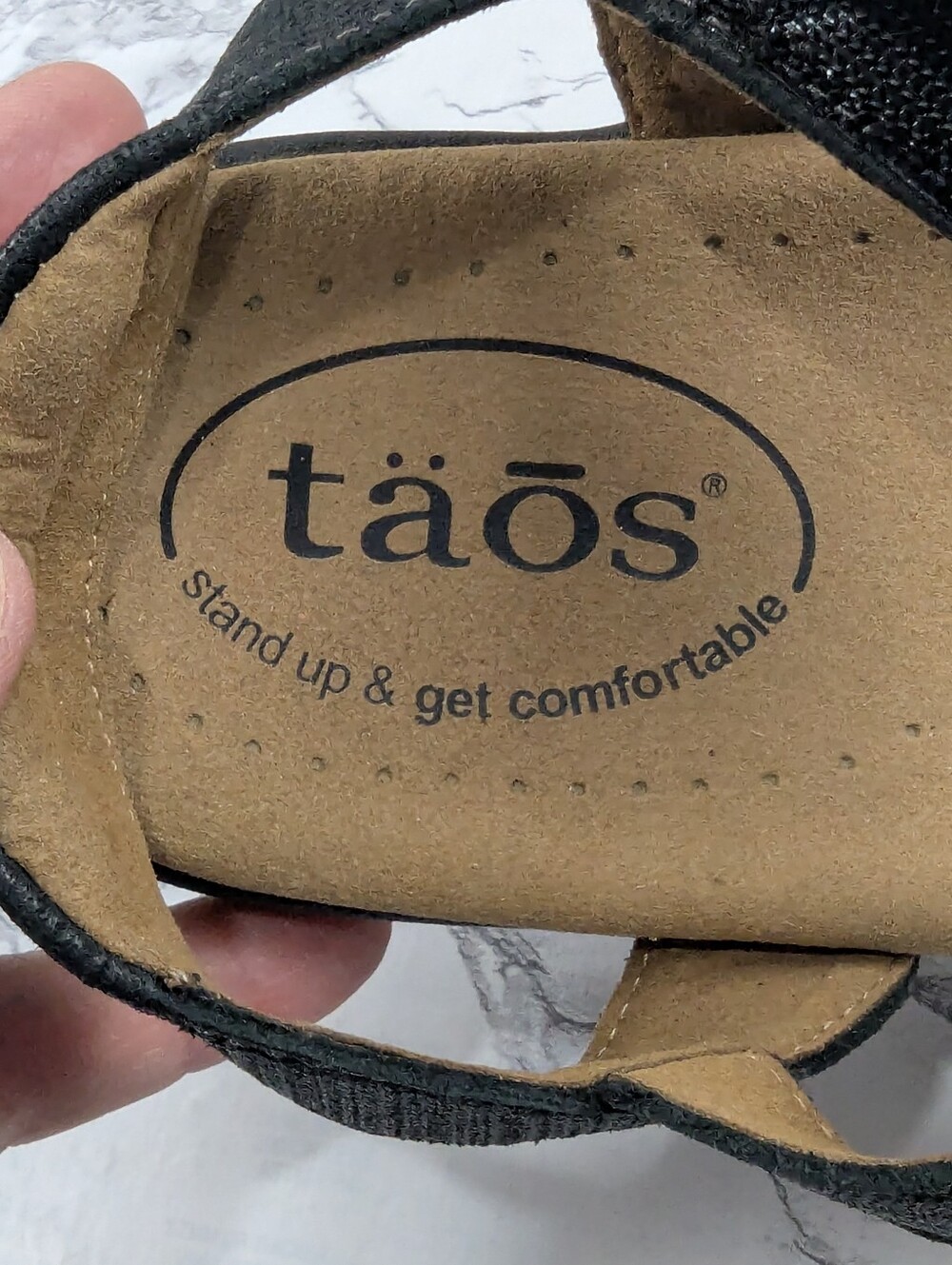 Taos Trophy 2 Black Leather Strappy Comfort Sandals Women's Size 7 - Picture 11 of 14